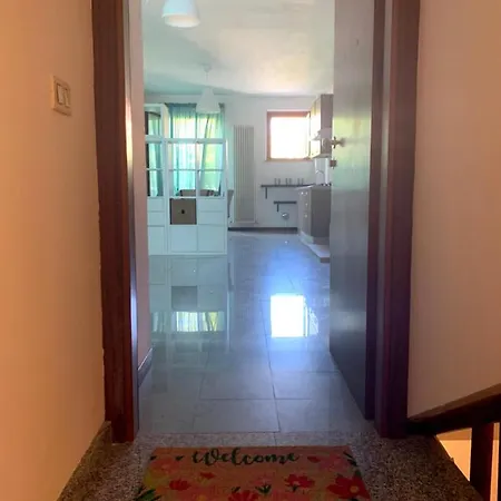 Apartment Casa Di Corso Umberto Vicino Al Mare, Alla Stazione, A Piazza Xx Settembre Ed Al Borgo Marinaro