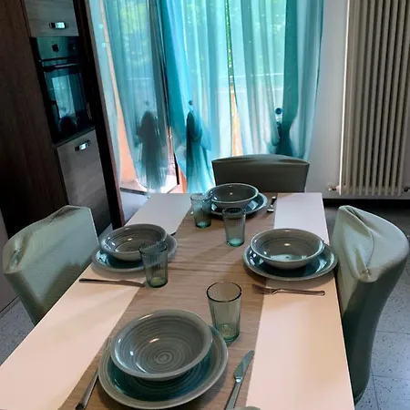 Casa Di Corso Umberto Vicino Al Mare, Alla Stazione, A Piazza Xx Settembre Ed Al Borgo Marinaro * Civitanova Marche